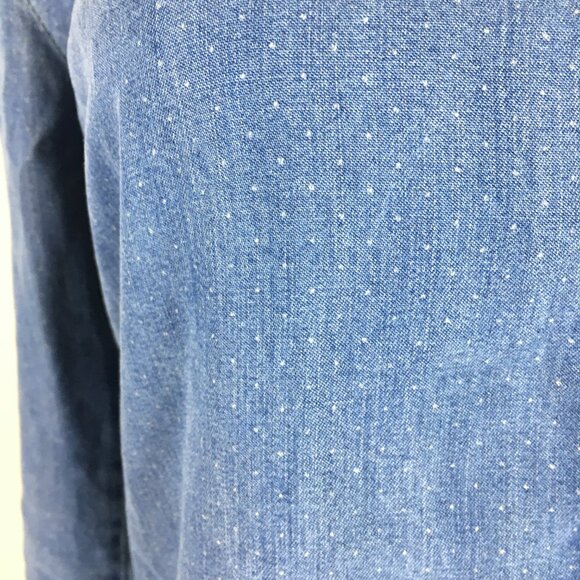 BELLA DAHL Anthropologie Blue Medium Wash Mini Dots Hi Low Chambray Button Shirt - Picture 4 of 11